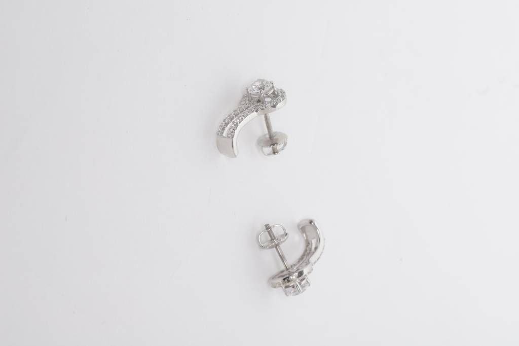 925 Sterling Silver Swiss Zirconia Hoop Astrid Earring With Screw Back Gift For Women And Girls : CSWZHDE28