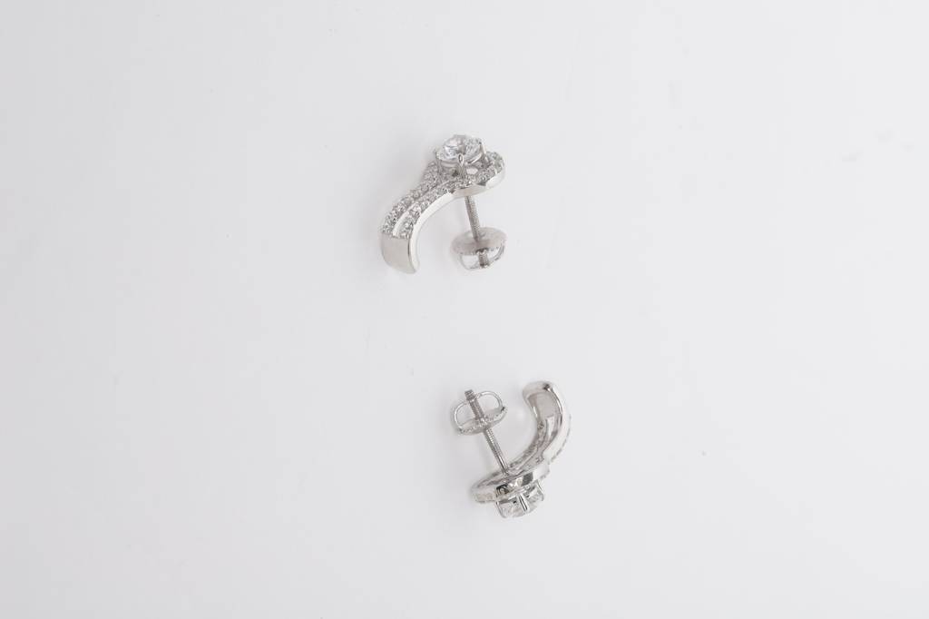 925 Sterling Silver Swiss Zirconia Hoop Astrid Earring With Screw Back Gift For Women And Girls : CSWZHDE28