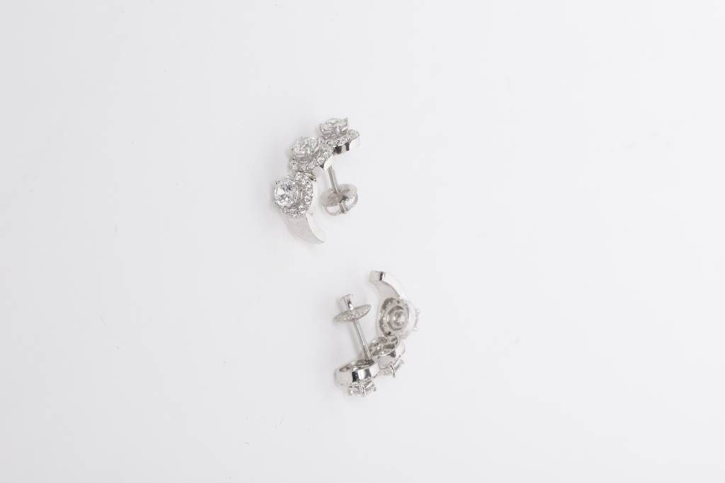 925 Sterling Silver Swiss Zirconia Hoop Noelle Earring With Screw Back Gift For Women And Girls : CSWZHDE9