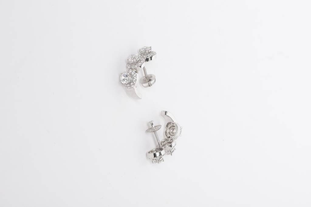 925 Sterling Silver Swiss Zirconia Hoop Noelle Earring With Screw Back Gift For Women And Girls : CSWZHDE9