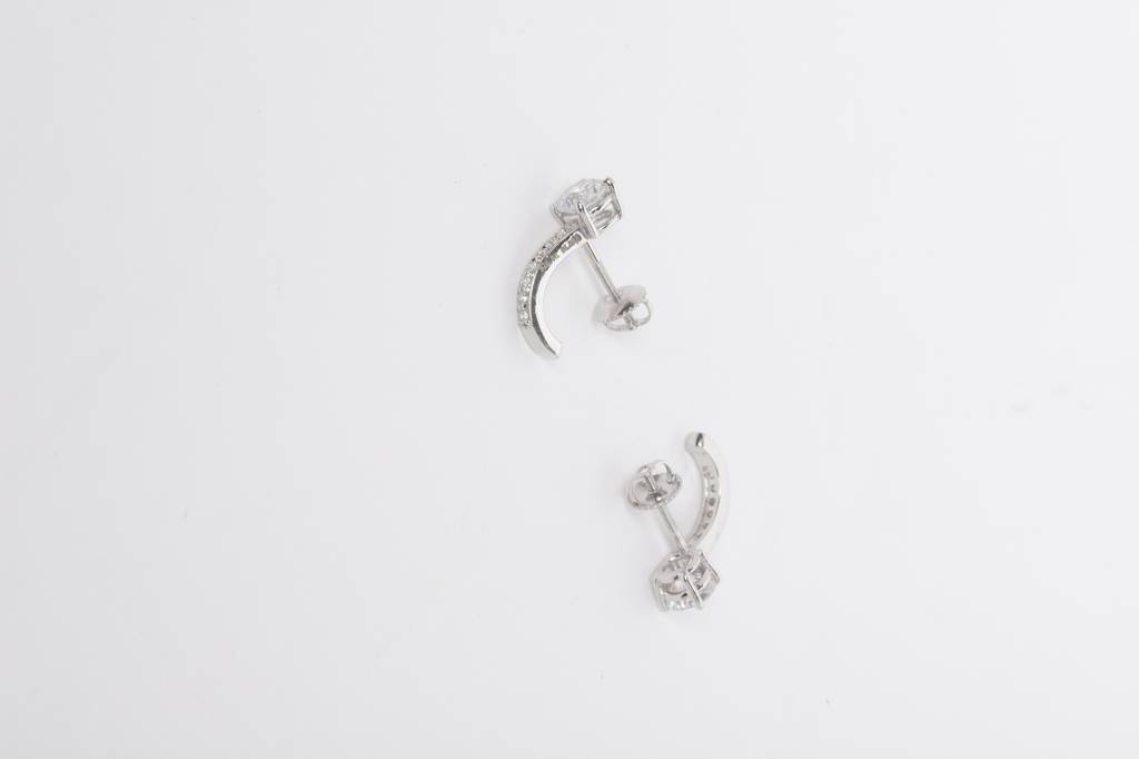 925 Sterling Silver Swiss Zirconia Hoop Amy Earring With Screw Back Gift For Women And Girls : CSWZHDE6