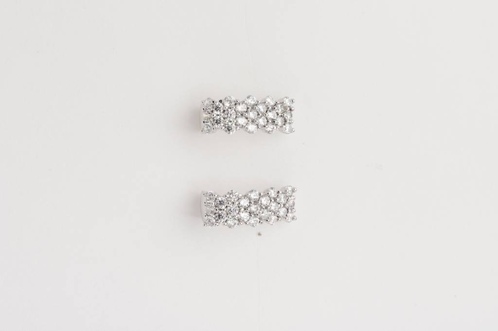 925 Sterling Silver Swiss Zirconia Hoop Amelie Earring With Screw Back Gift For Women And Girls : CSWZHDE19