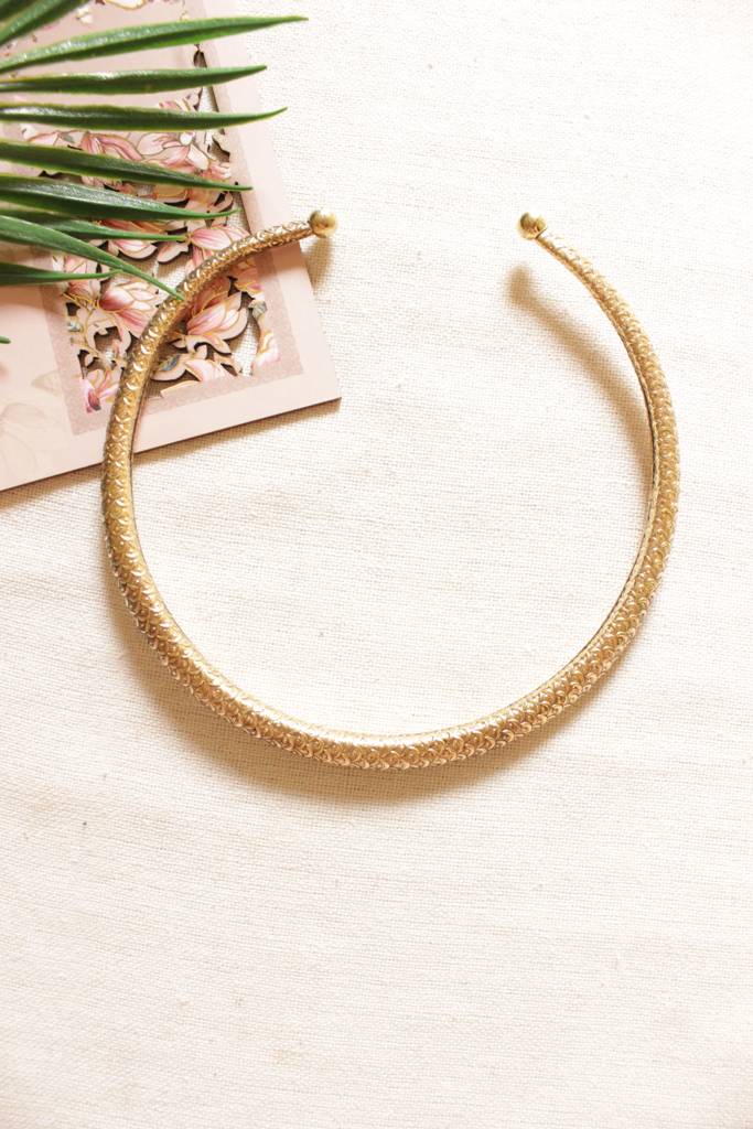 Fish Scale Motifs Matt Gold Finish Hasli Style Brass Choker Necklace : ALT-JEW-RWT-112