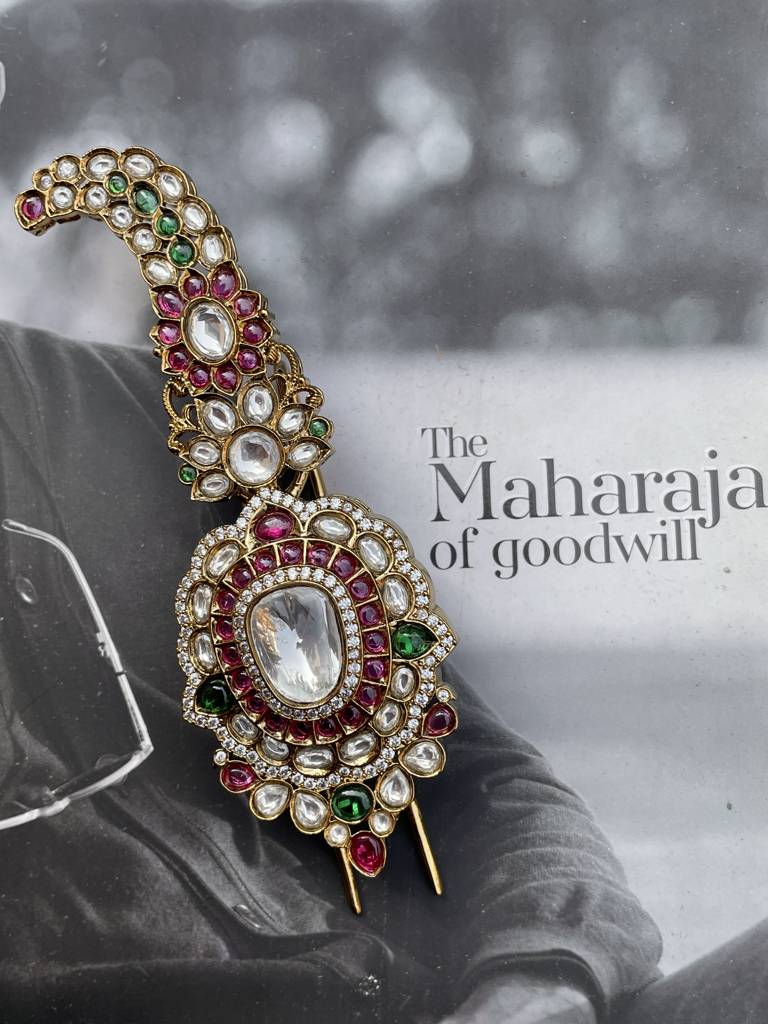 Nikhileshwar Regal Polki Kalgi : MK09