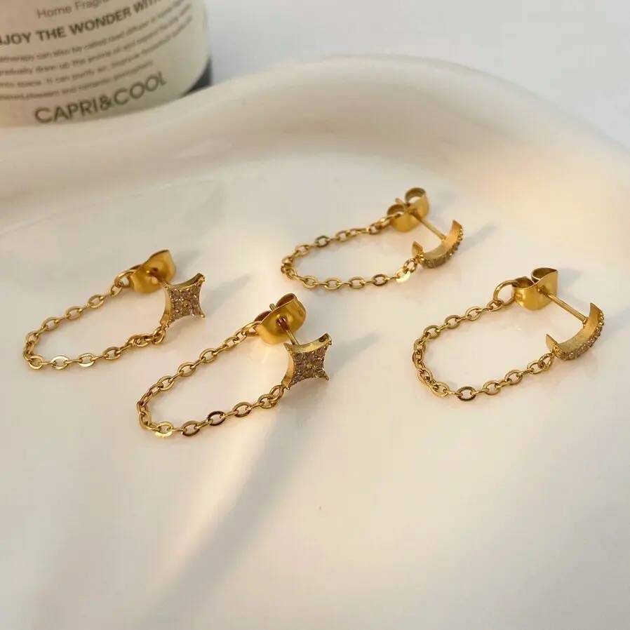 18Kt Gold Plated Demi Fine White Zircon Shining Half Moon Piercing Chain Earrings, Amber : INAMBER