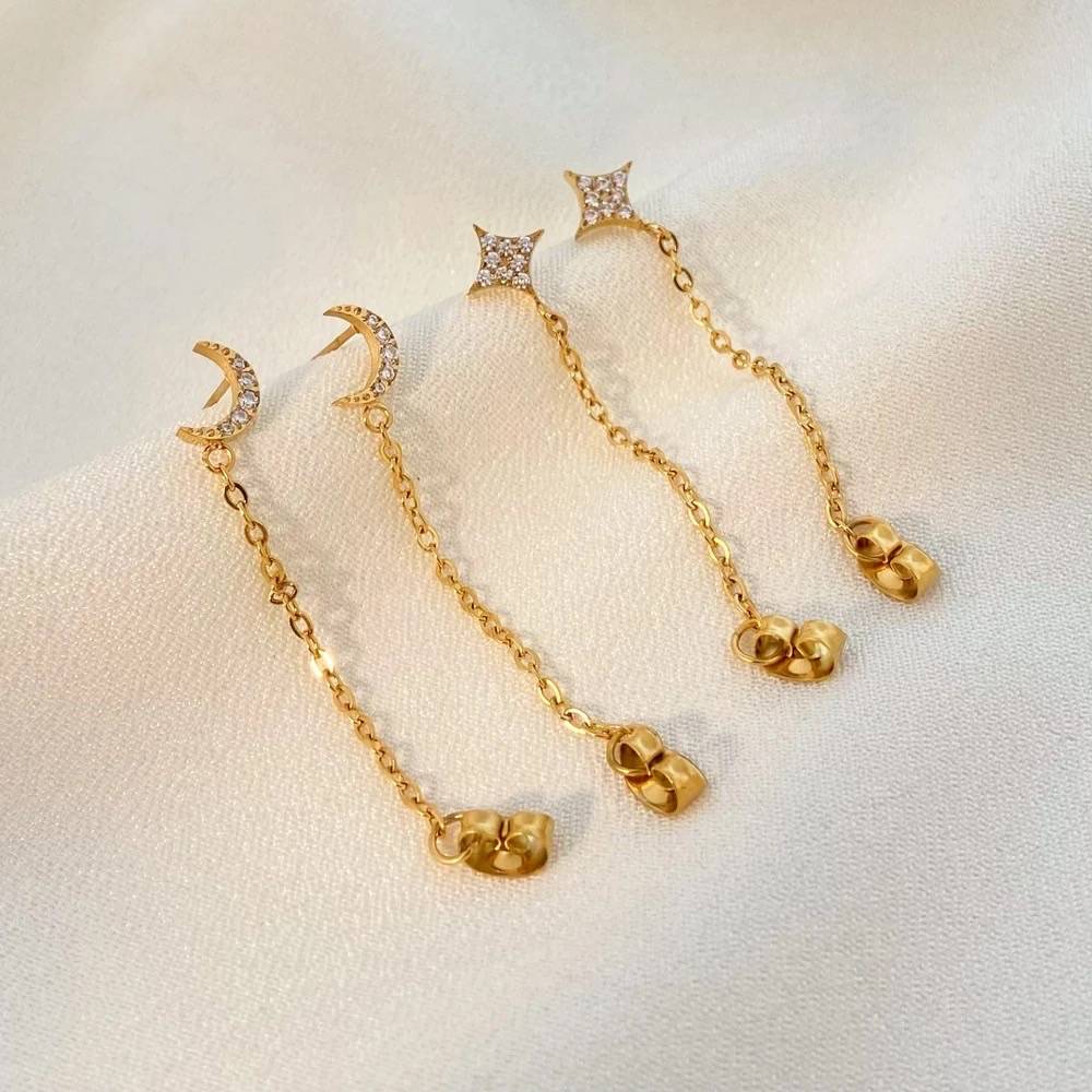 18Kt Gold Plated Demi Fine White Zircon Shining Half Moon Piercing Chain Earrings, Amber : INAMBER