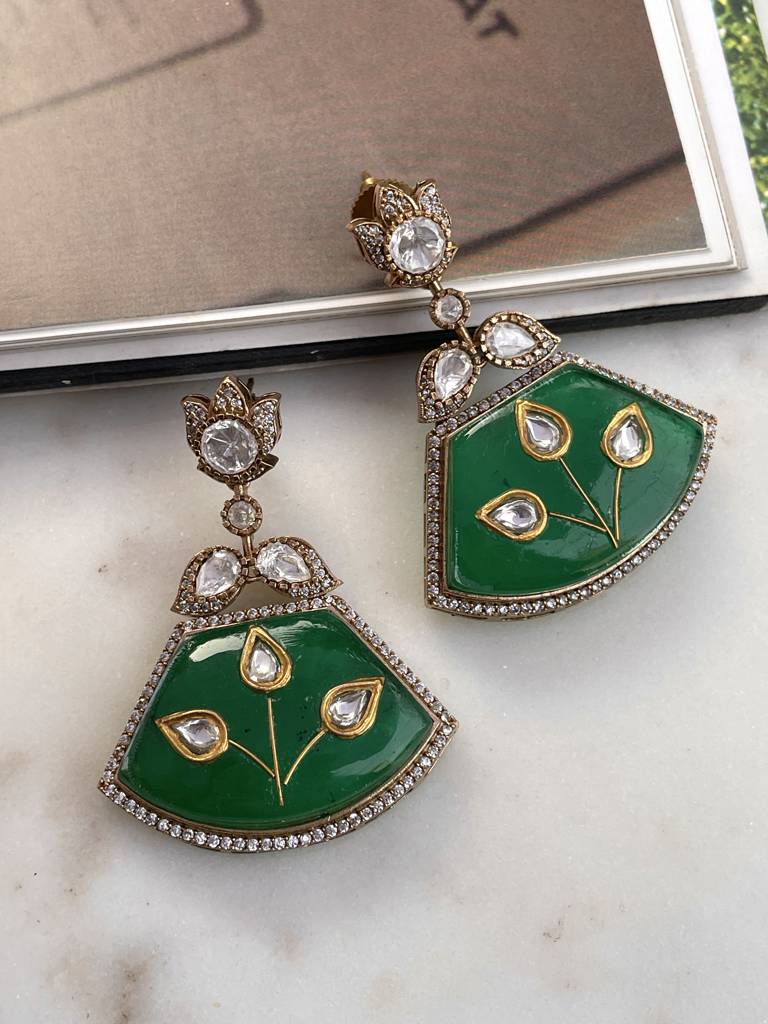 Vrishti Earrings : ER268