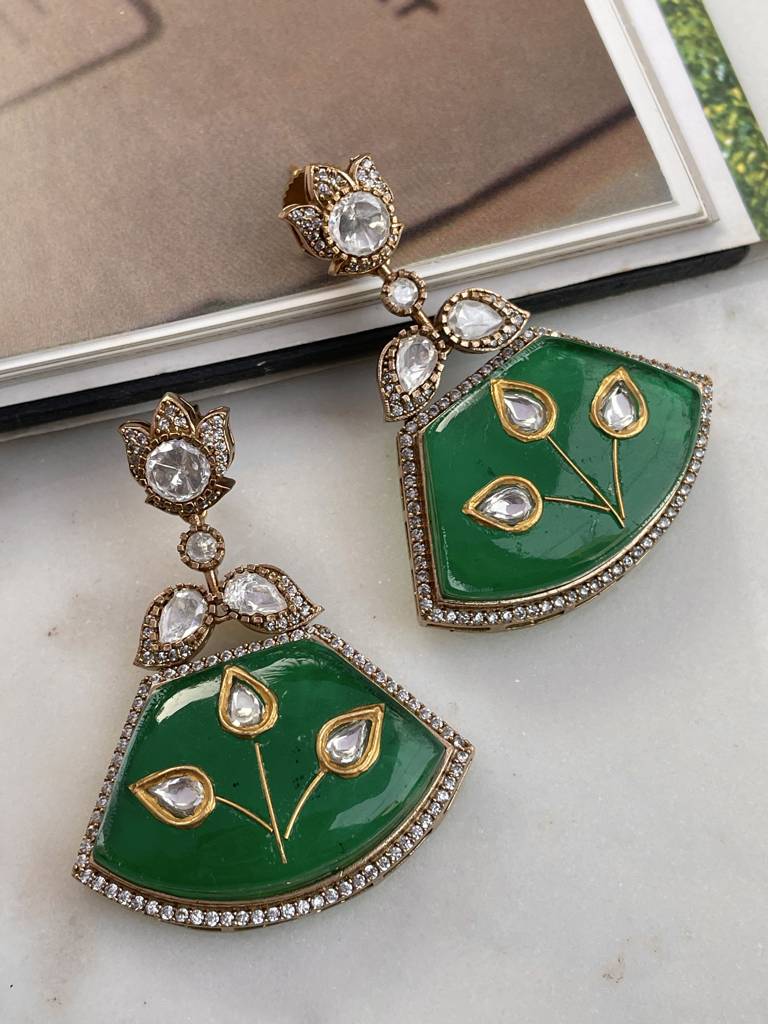 Vrishti Earrings : ER268