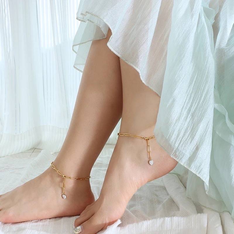 18Kt Gold Plated Paperclip Zircon Heart Droplet Demi Fine Anklet, Blake : INBLAKE