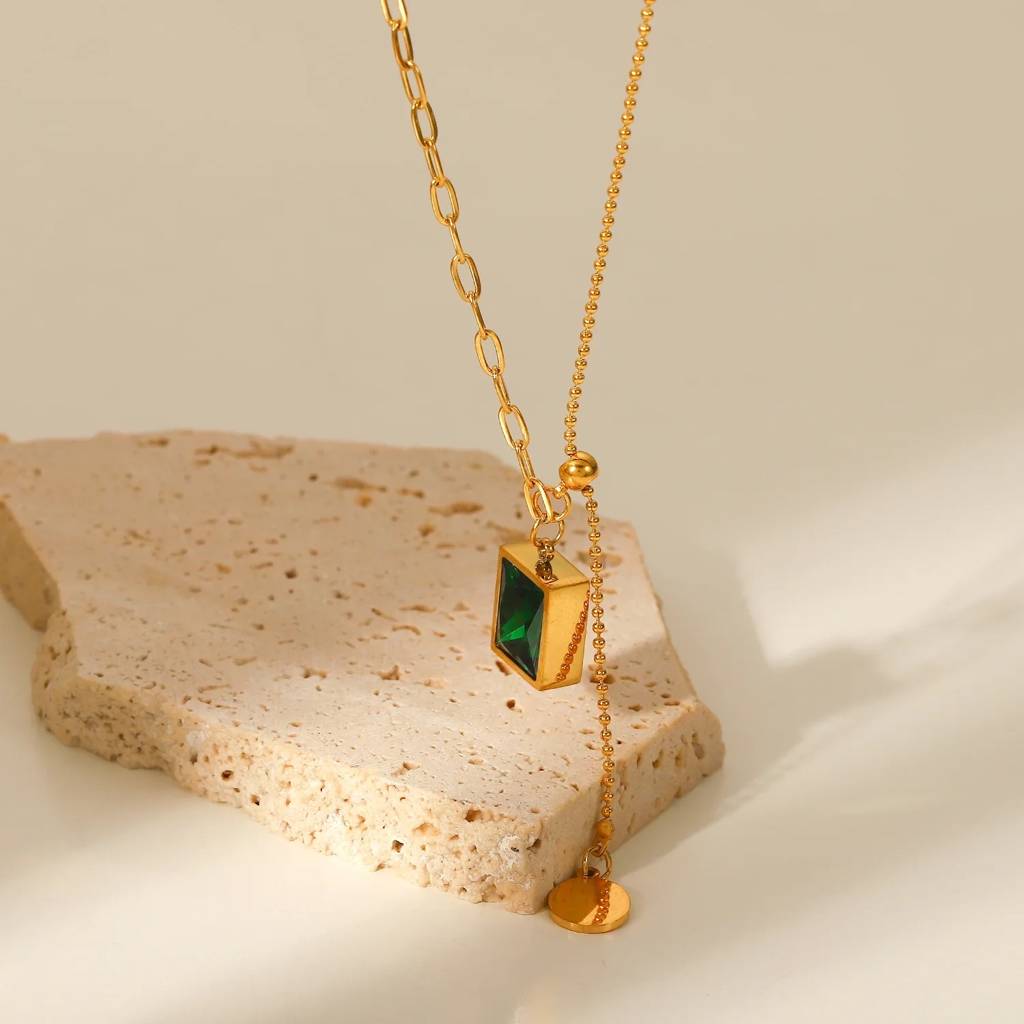 18Kt Gold Plated Emerald Link And Beaded Chain Necklace, Piya : INPIYA
