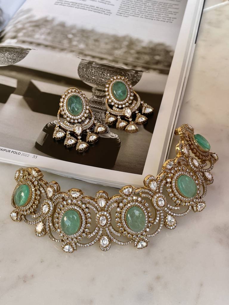 Myra Moissanite & Emerald Choker : NK245
