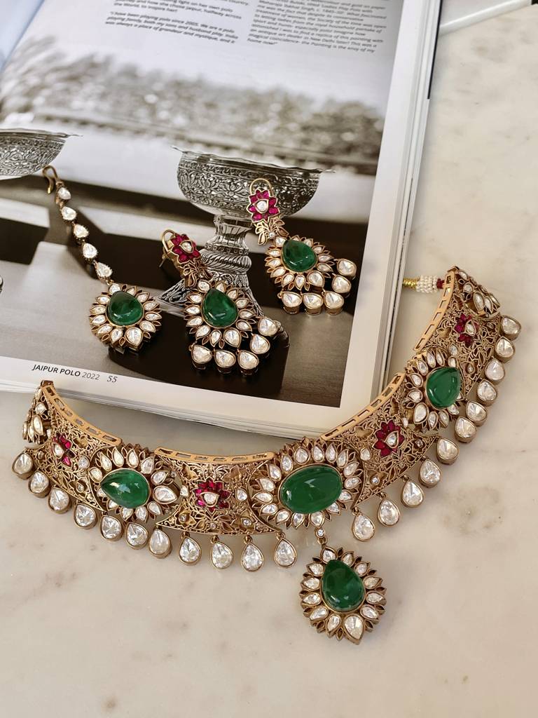 Amina Necklace Set : NK256