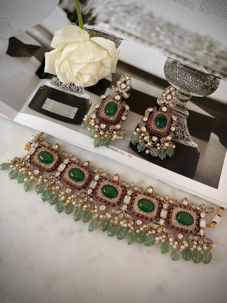 Samaira Choker Necklace Set : NK252