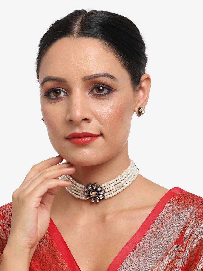 Silver Kundan Pearl Choker With Studs : RUBYM58