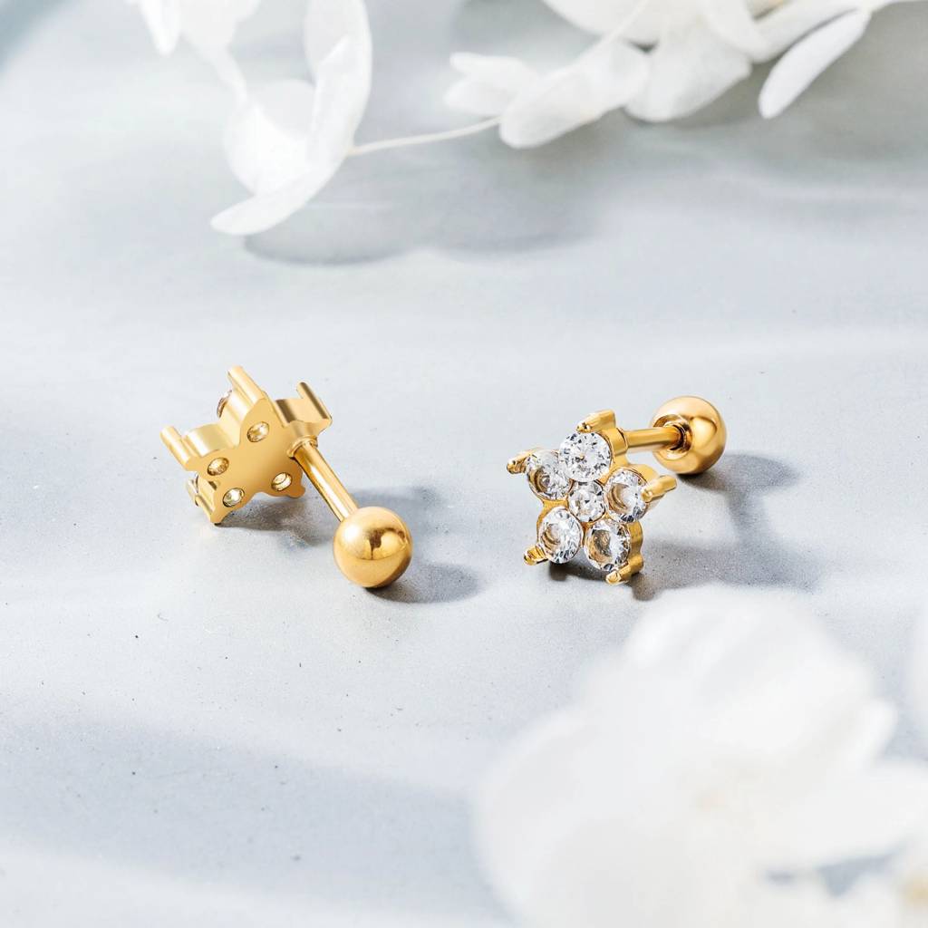 18Kt Gold Plated Demi Fine White Zircon Star Shaped Piercing Stud Earrings, Ace : INACE