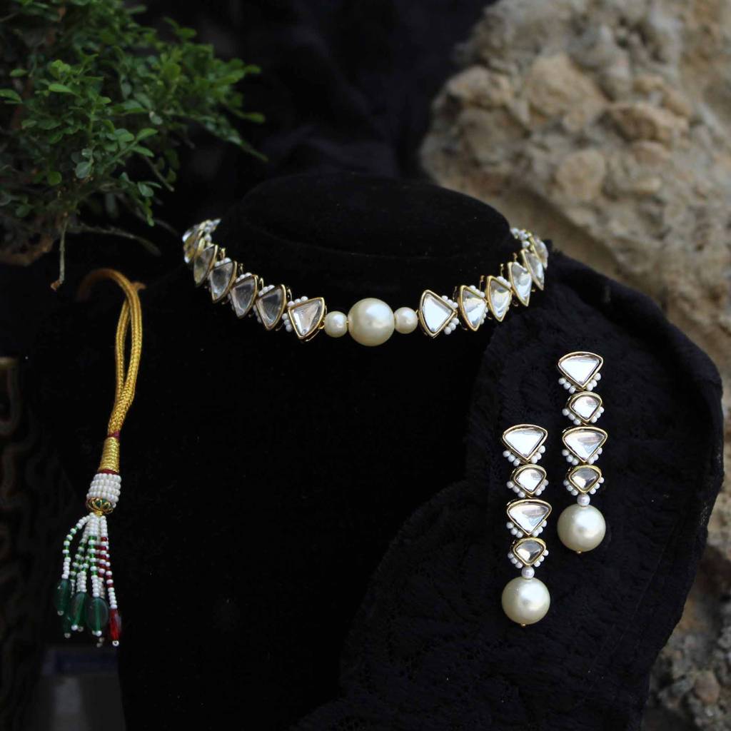 Triangle ÂMangle Full Set With Necklace And Earrings : ACFS503