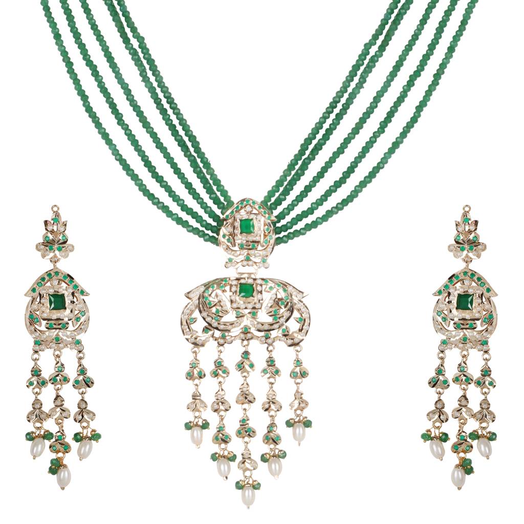 Heritage Jadau Necklace With Emerald Green Beads : RMQJ0240
