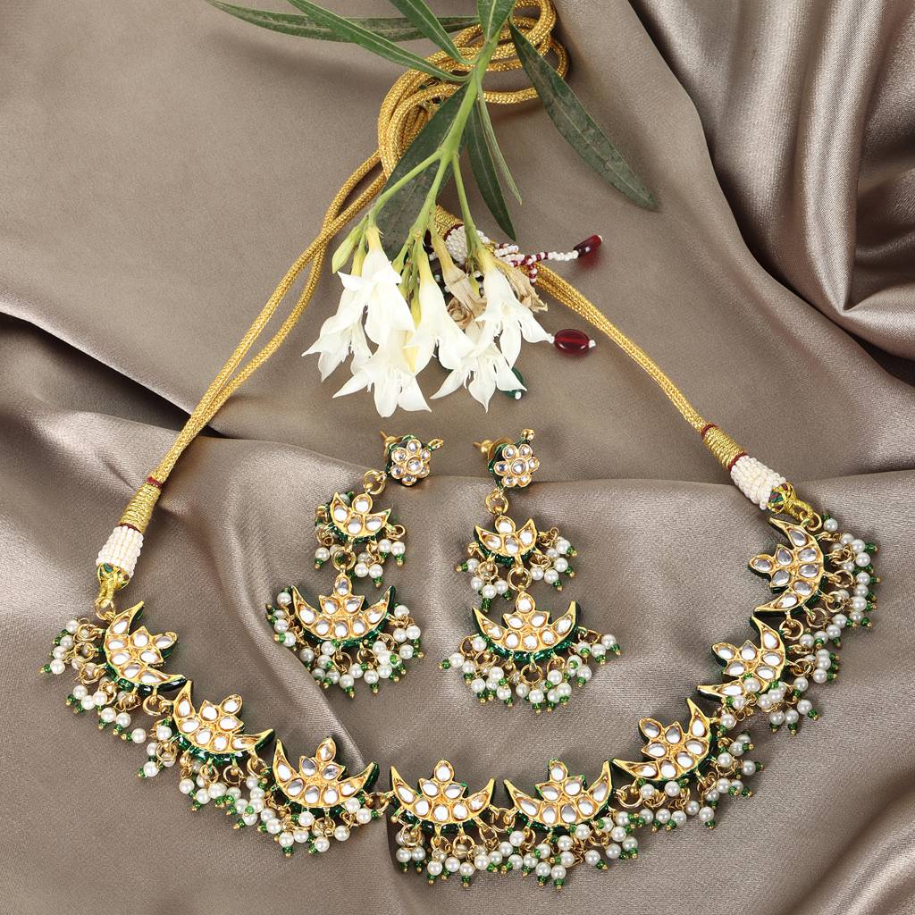 Ariana Kundan Choker Set With Earrings : RMQJ0215