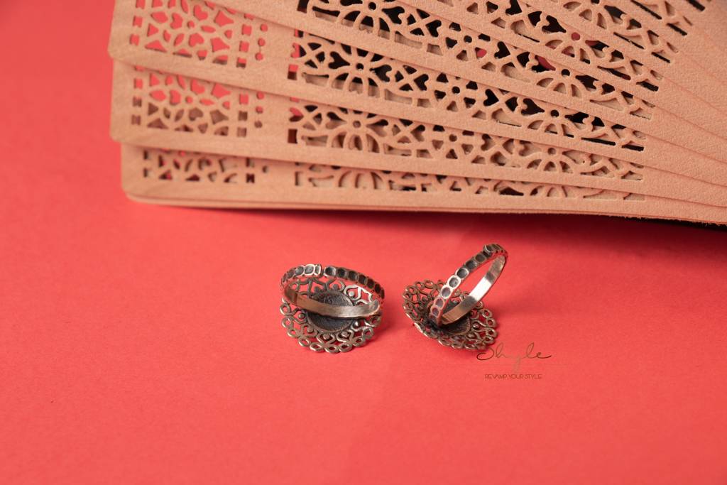 Moh Fine Carved Versatile Toe Ring : SK300-2