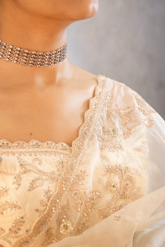 925 Sterling Silver Essence Fine Scintillating Timeless Choker : SN108-1