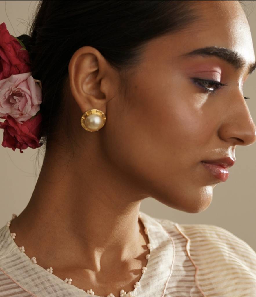 Pearl Luxe Studs