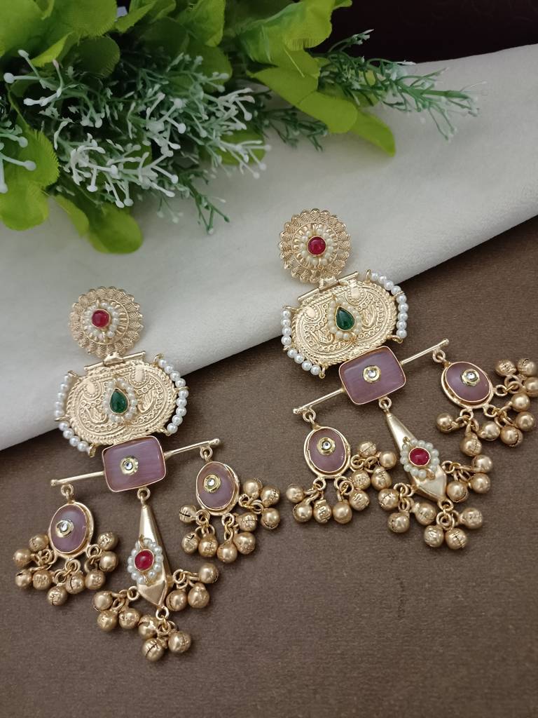 Gold Plated Pachi Kundan Studded Ghungaroo Kashmiri Drop Earrings : VS105412