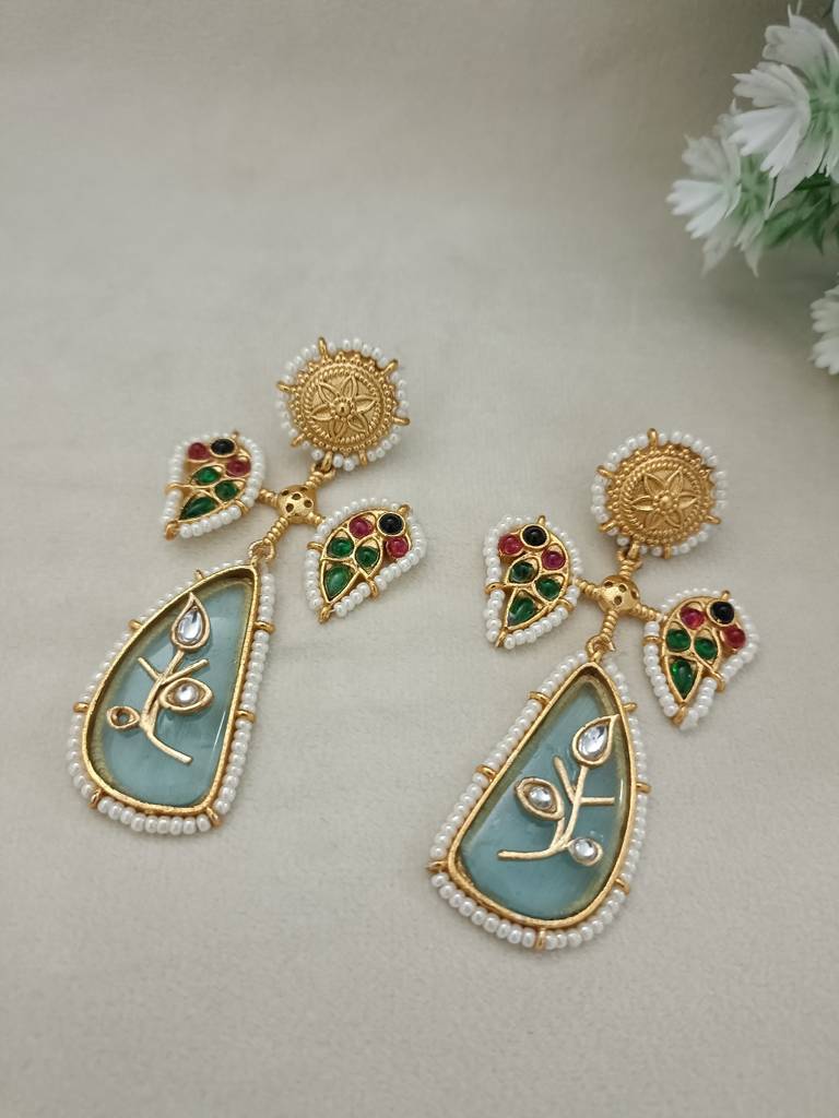 Gold Plated Pachi Kundan Studded Peacock Drop Earrings : VS105401