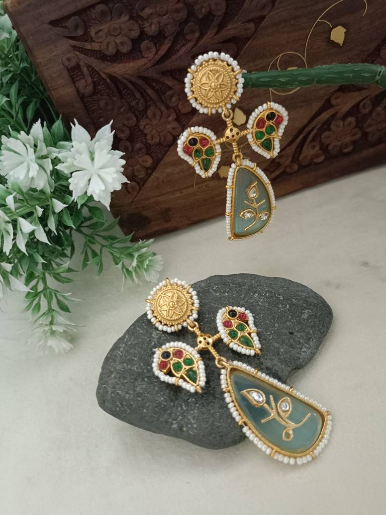 Gold Plated Pachi Kundan Studded Peacock Drop Earrings : VS105401