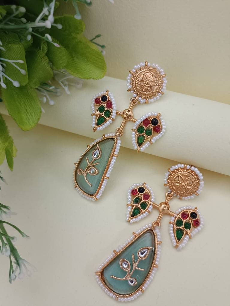 Gold Plated Pachi Kundan Studded Peacock Drop Earrings : VS105401
