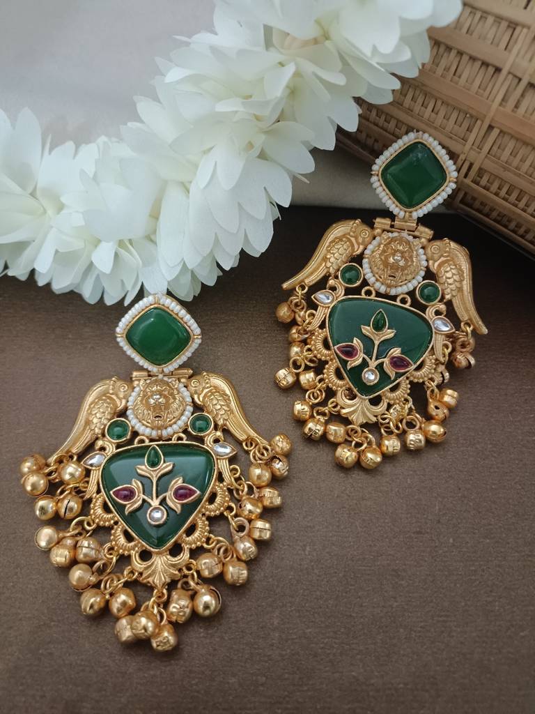 Gold Plated Pachi Kundan Studded Bird Chandbali Kashmiri Ghungaroo Drop Earrings : VS105407