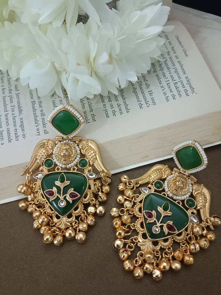 Gold Plated Pachi Kundan Studded Bird Chandbali Kashmiri Ghungaroo Drop Earrings : VS105407