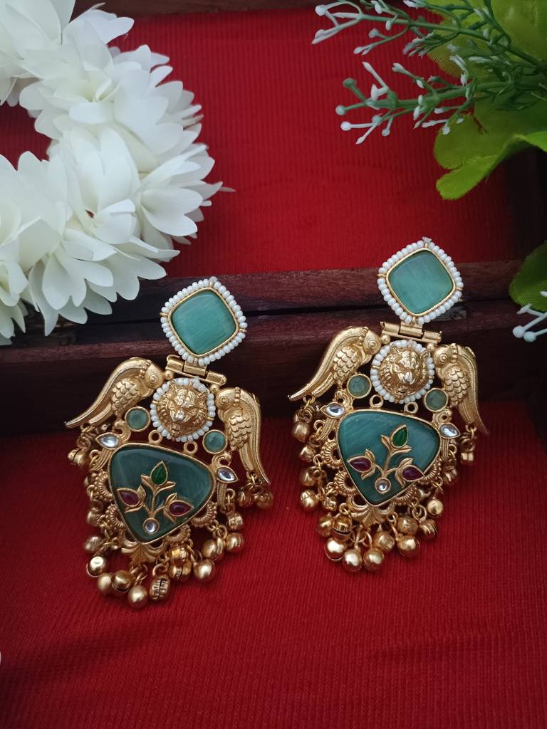Gold Plated Pachi Kundan Studded Bird Chandbali Kashmiri Ghungaroo Drop Earrings : VS105408