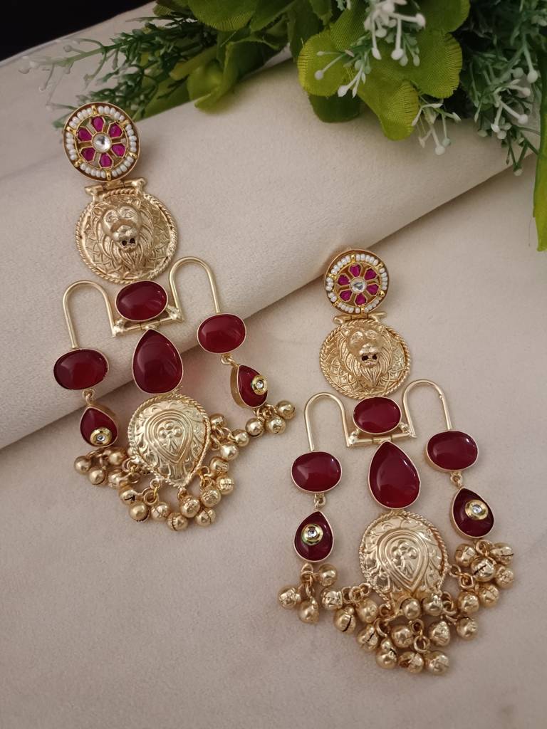 Gold Plated Pachi Kundan Studded Ghungaroo Kashmiri Drop Earrings : VS105417