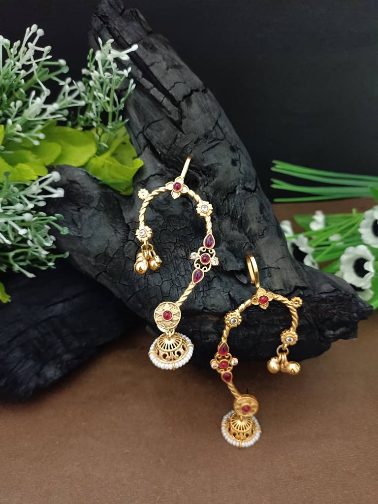 Gold-Plated Jhumki Bugadi Earcuff With Stones & Pearl Detailing : VS105422