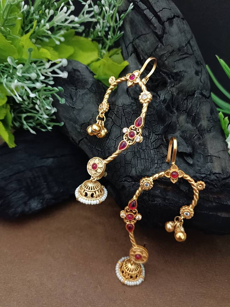 Gold-Plated Jhumki Bugadi Earcuff With Stones & Pearl Detailing : VS105422
