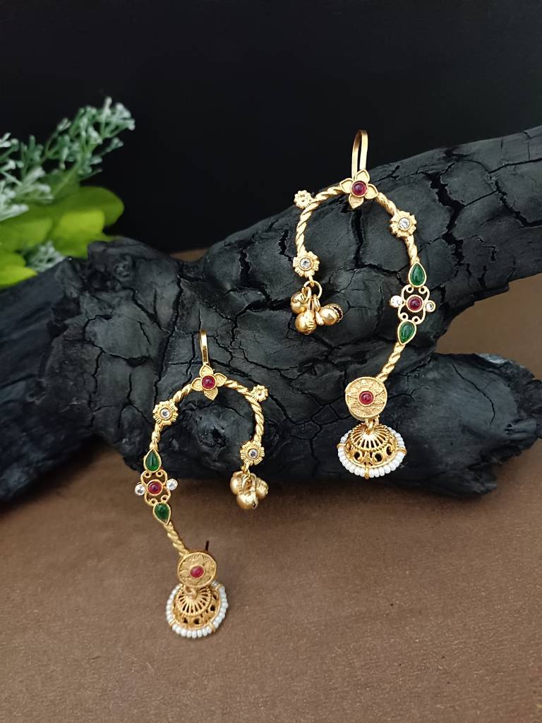 Gold-Plated Jhumki Bugadi Earcuff With Stones & Pearl Detailing : VS105423