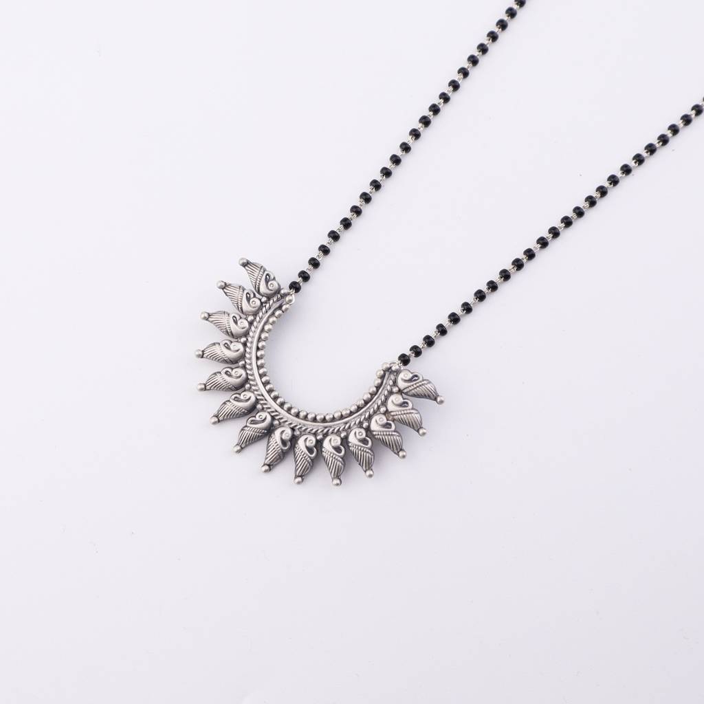 Filigree Peacock Mangalsutra : Filigree_Peacock_Mangalsutra_July25