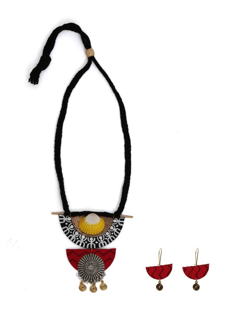 Shell Work Fabric Necklace Set With Thread Closure : ALT-JEW-Wardrobe-98