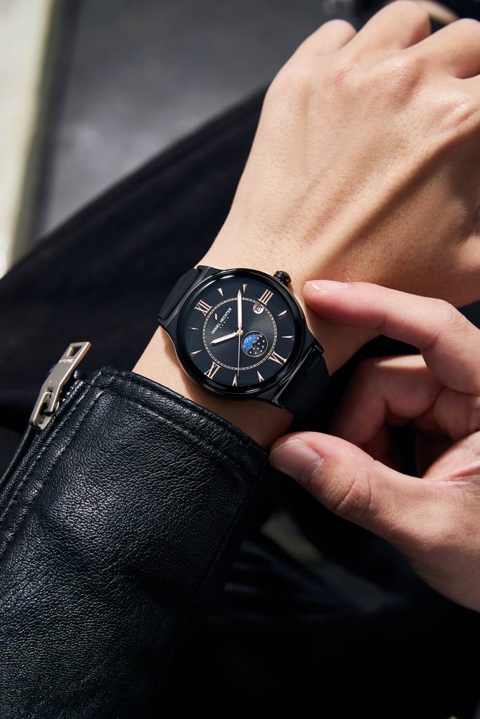 Daniel Hechter Paris Round Dial Watch For Men With Roman Indices, Stylish Silicone Strap, Water Resistant & Quart : DHM1012-01