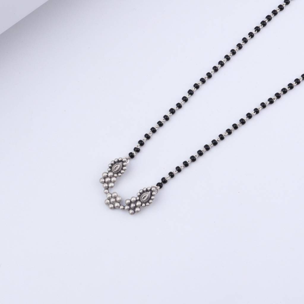 Itihaas Kudi Nath Mangalsutra ( Motif Size : Small ) : Itihaas_kudi_nath_mangalsutra_feb24