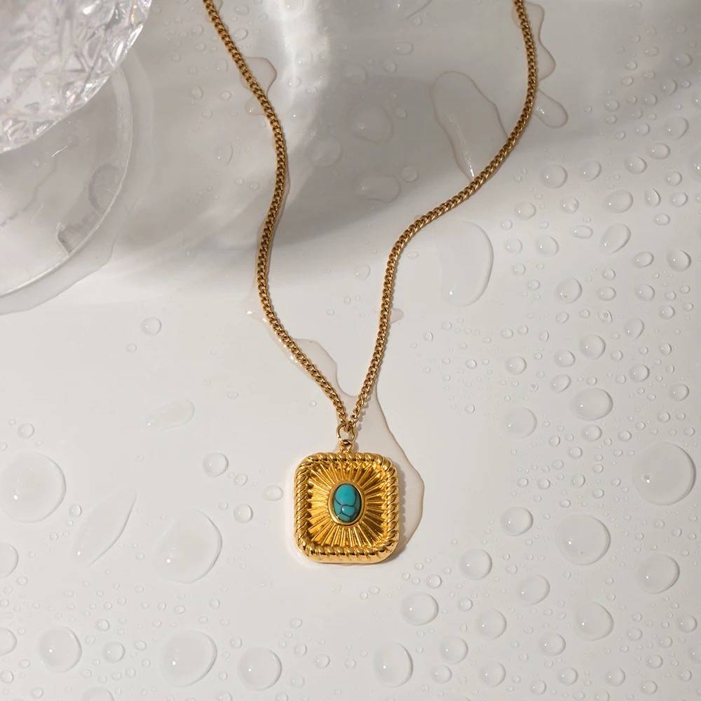 18Kt Gold Plated Geometric Sun & Stone Necklace, Marge : INMARGE