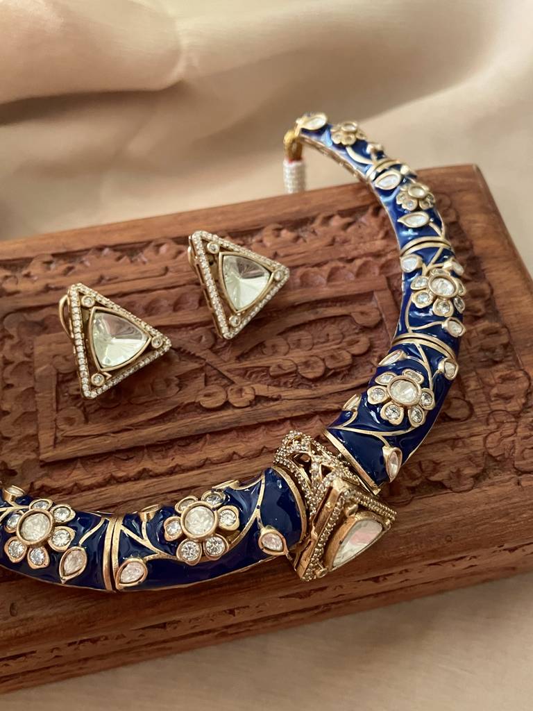 Agrima Hasli Necklace Set- Blue : NK267