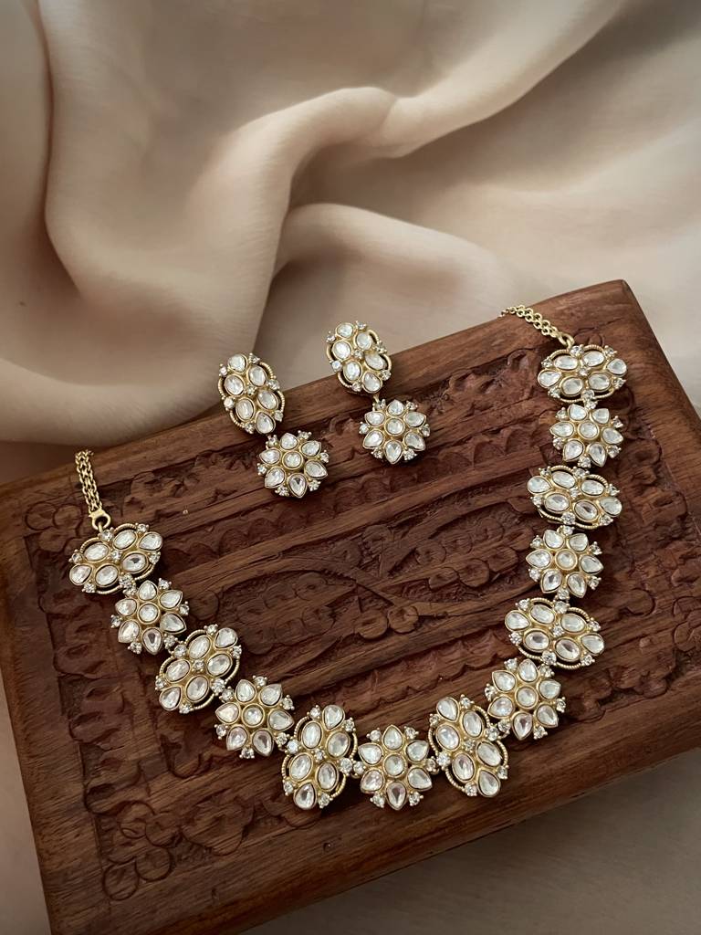 Tarashi Moissanite Polki Necklace Set : NK269