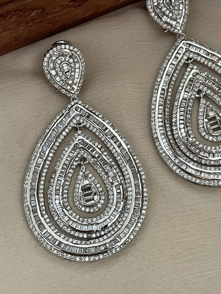 Diamond Glaze Channel Set Zircon Earring : ER307