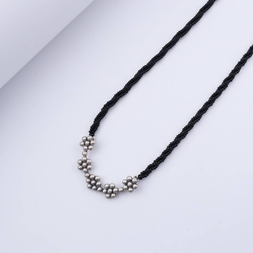 Kudi Basket Long Mangalsutra With Earrings : silver_mangalsutra_set_Long_Kudi