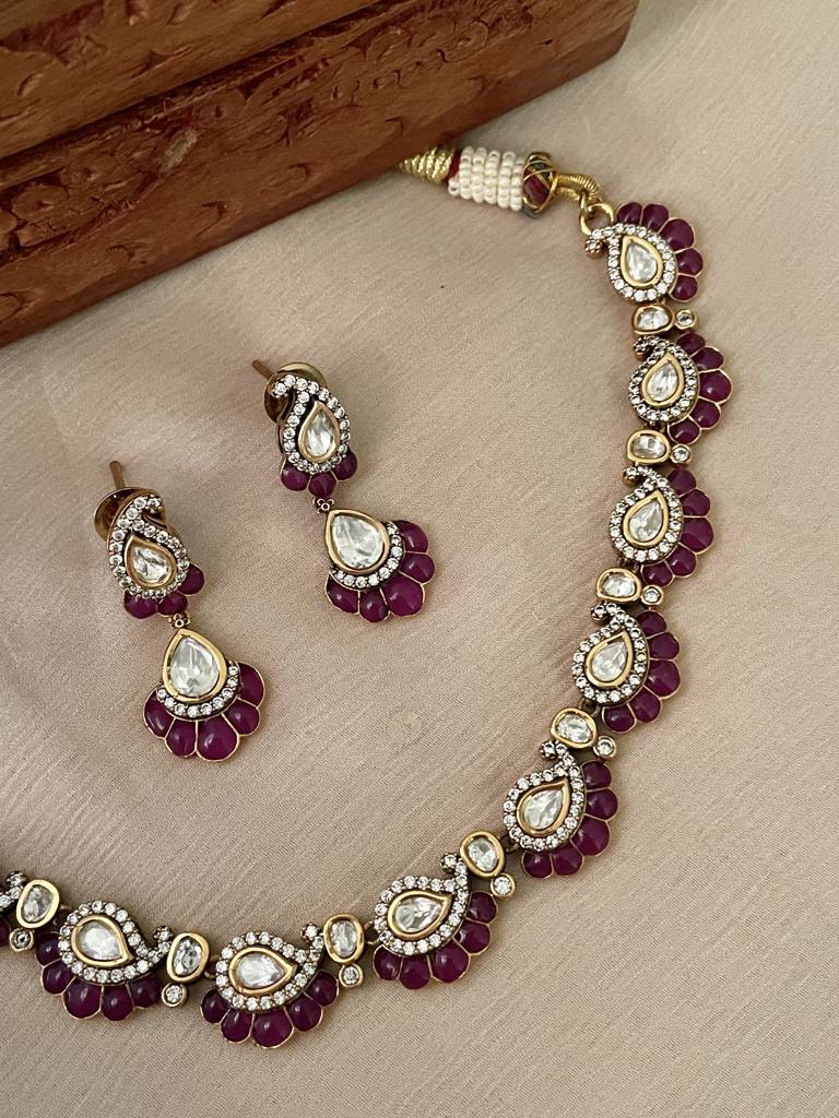 Vihara Ruby Paisley Necklace Set : NK279