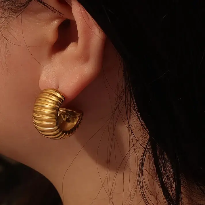 Chunky Textured Striped Hoop Earring : ER005