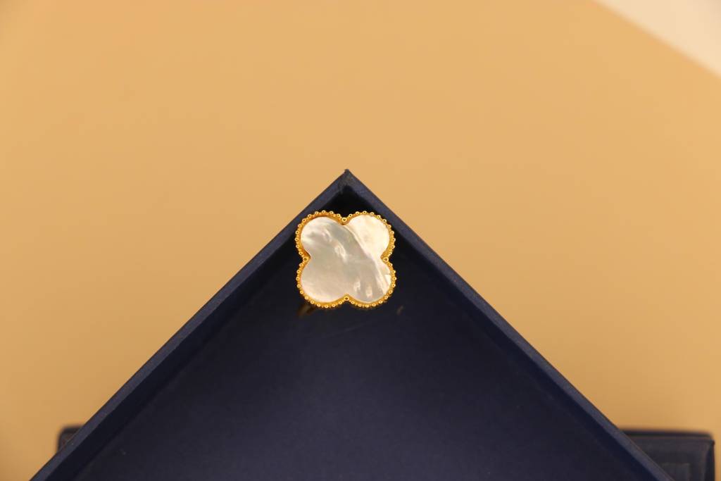 Clover Mop Ring : CMOPR