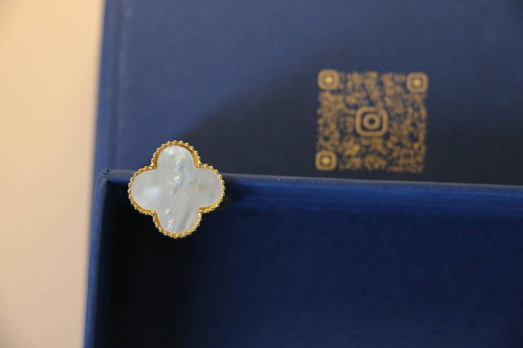 Clover Mop Ring : CMOPR