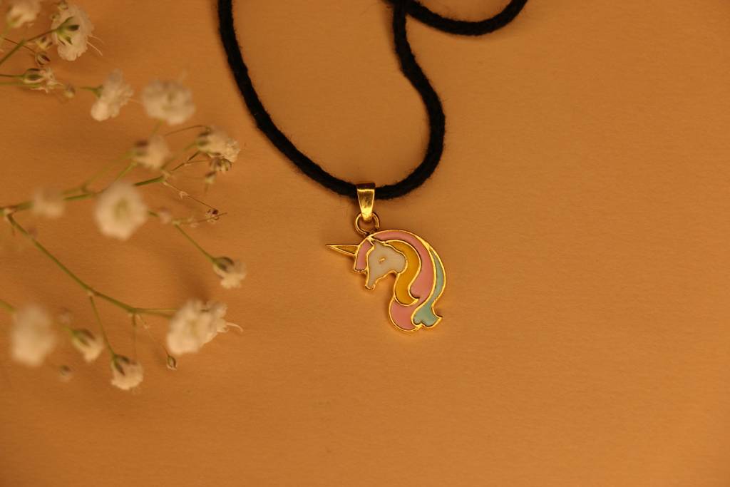 Unicorn Black Thread Nazarbattu : btuni